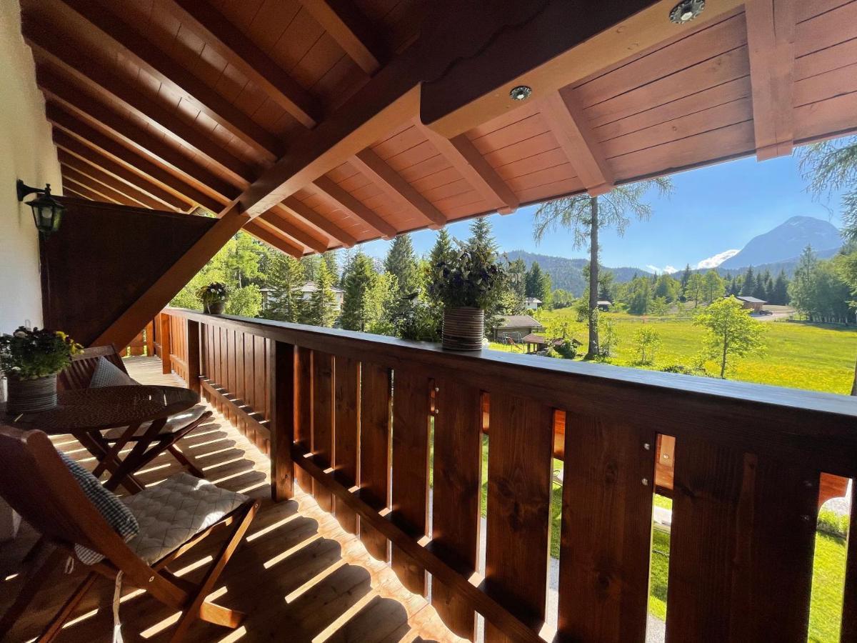 Landhaus Charlotte Am Geigenbuehel -Apartments Seefeld in Tirol Luaran gambar