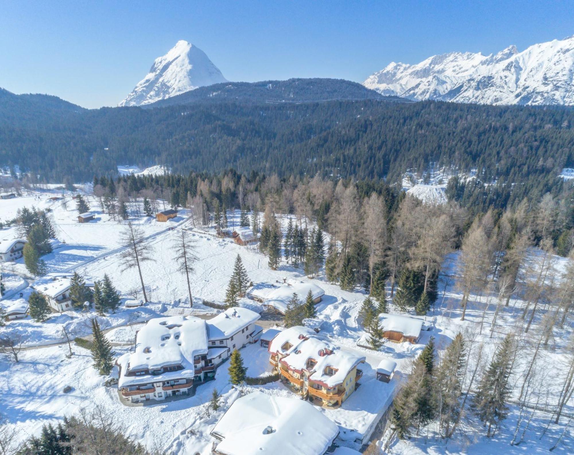 Landhaus Charlotte Am Geigenbuehel -Apartments Seefeld in Tirol Luaran gambar