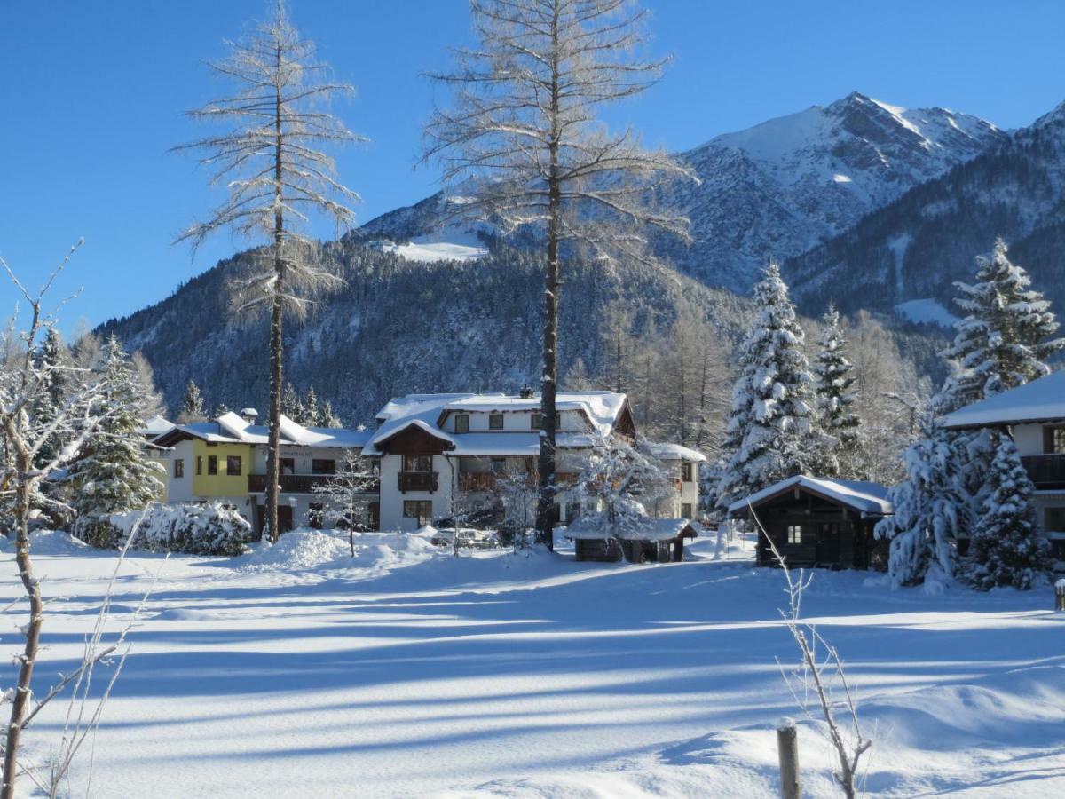 Landhaus Charlotte Am Geigenbuehel -Apartments Seefeld in Tirol Luaran gambar