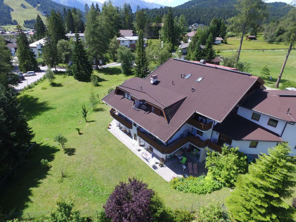 Landhaus Charlotte Am Geigenbuehel -Apartments Seefeld in Tirol Luaran gambar
