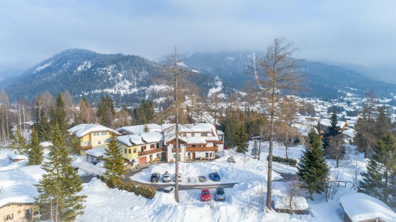 Landhaus Charlotte Am Geigenbuehel -Apartments Seefeld in Tirol Luaran gambar